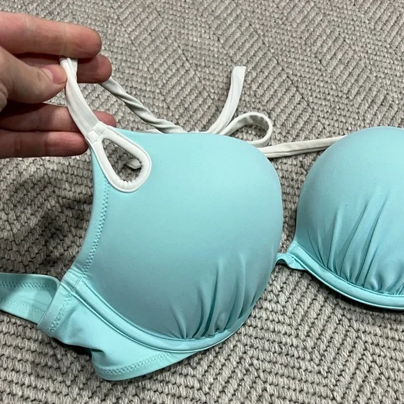 Victoria's Secret Light Aqua Halter Bikini Set - Picture 5 of 7